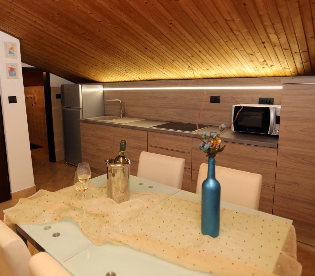 Apartment Leona Пула Екстер'єр фото