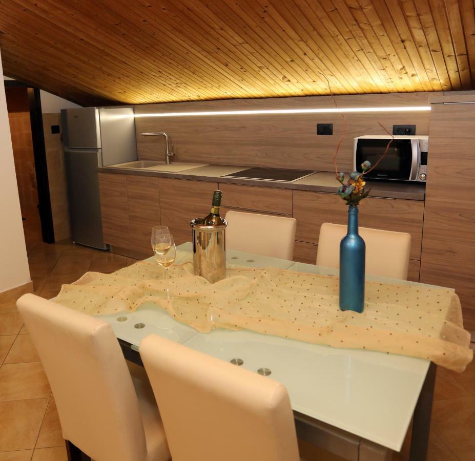 Apartment Leona Пула Екстер'єр фото